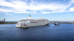 Cruise ship battles rough Pacific seas to save injured, stranded sailor Education Guide