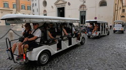 Major city eyes crackdown on golf cart tours as furious locals push back Education Guide